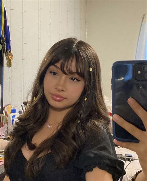 Latina bangs Search